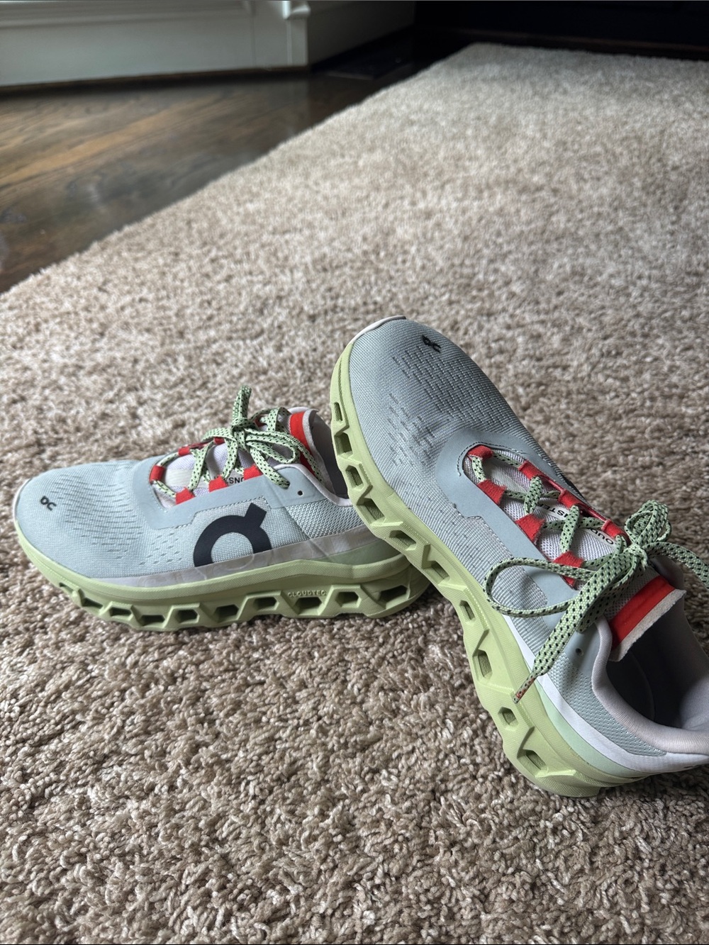 On Cloud Cloudmaster Size 8